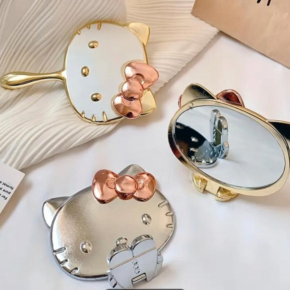 NEW! HELLO KITTY COMPACT MIRROR GOLD/SILVER OPTION (1PC) - Picture 2 of 3